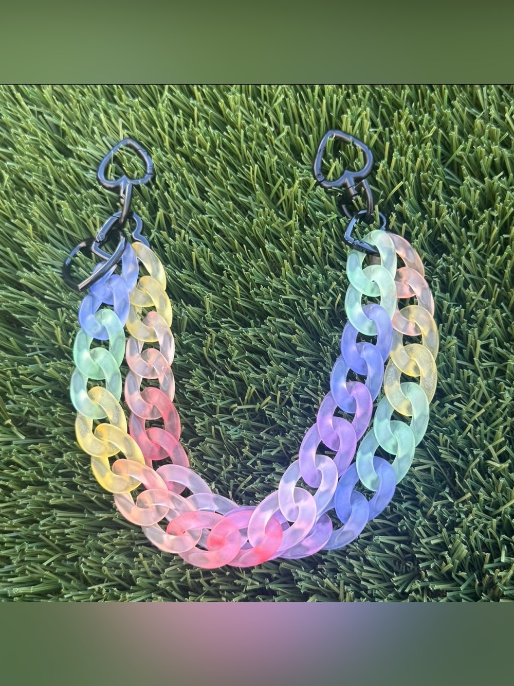 Novelty Strap| Bag Strap| Frosted Matte Rainbow Acrylic| Chain Link| Heart Shape - Picture 9 of 9